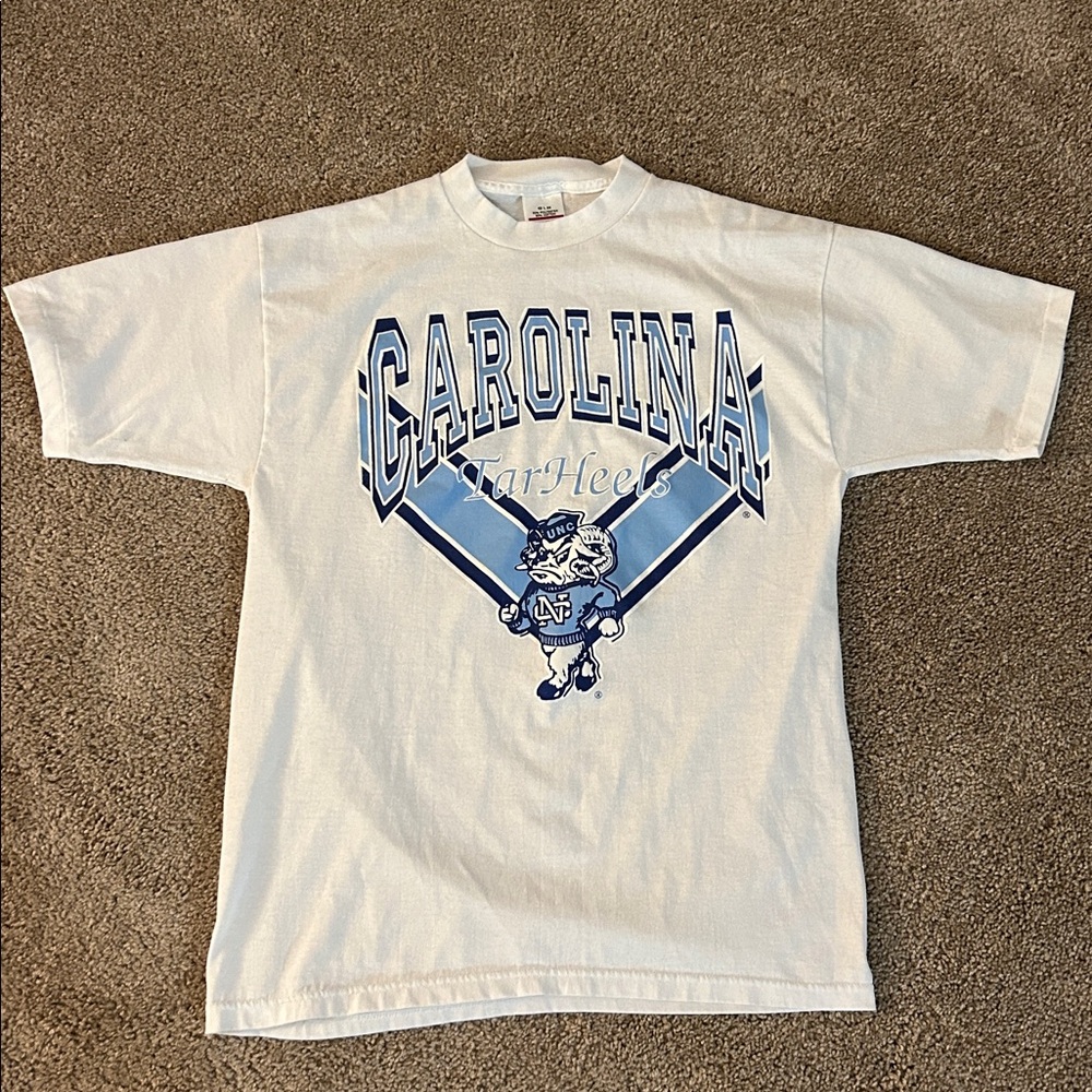 UNC Tar Heels VINTAGE Y2K Mens XS/Youth L White & Carolina Blue Graphic T-Shirt